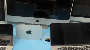 Opravy Apple